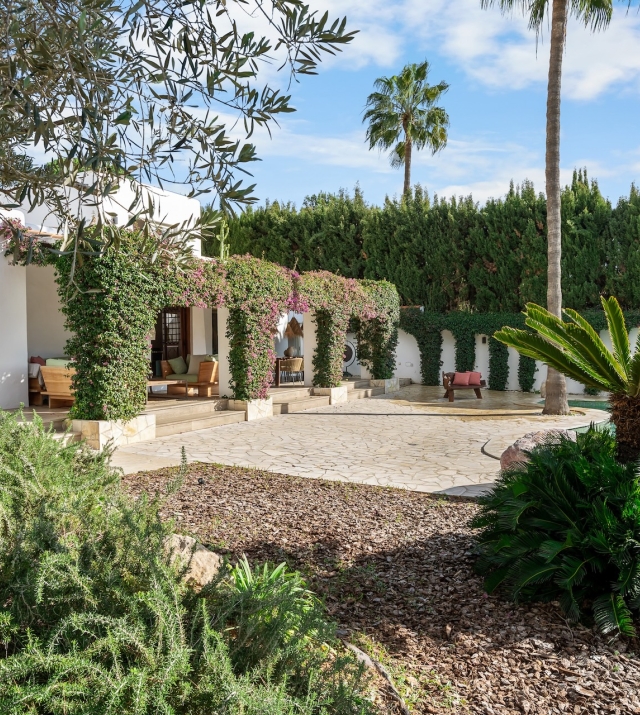 Resa Estates Paco for sale te koop finca paddel Ibiza exterior 2.jpg